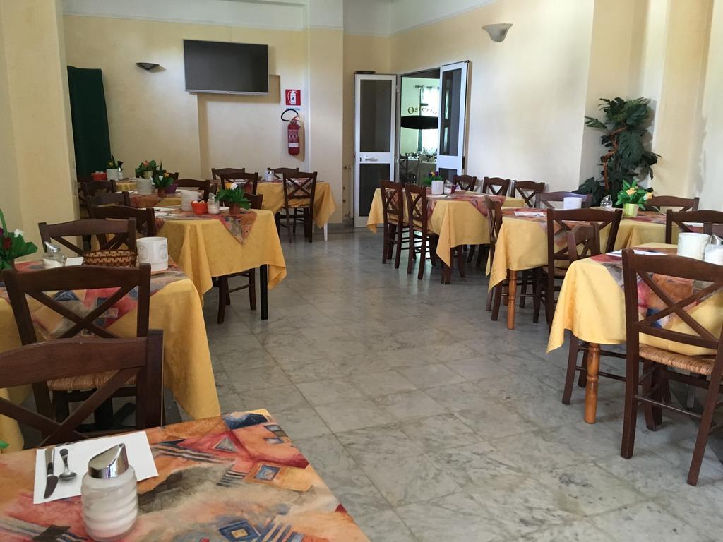 Hotel Annunziata Massa  Bagian luar foto